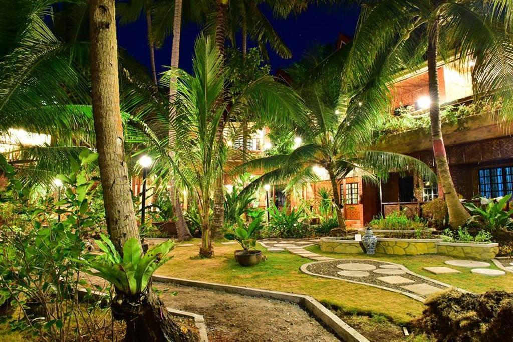 Alona Tropical Beach Resort Panglao Exterior photo