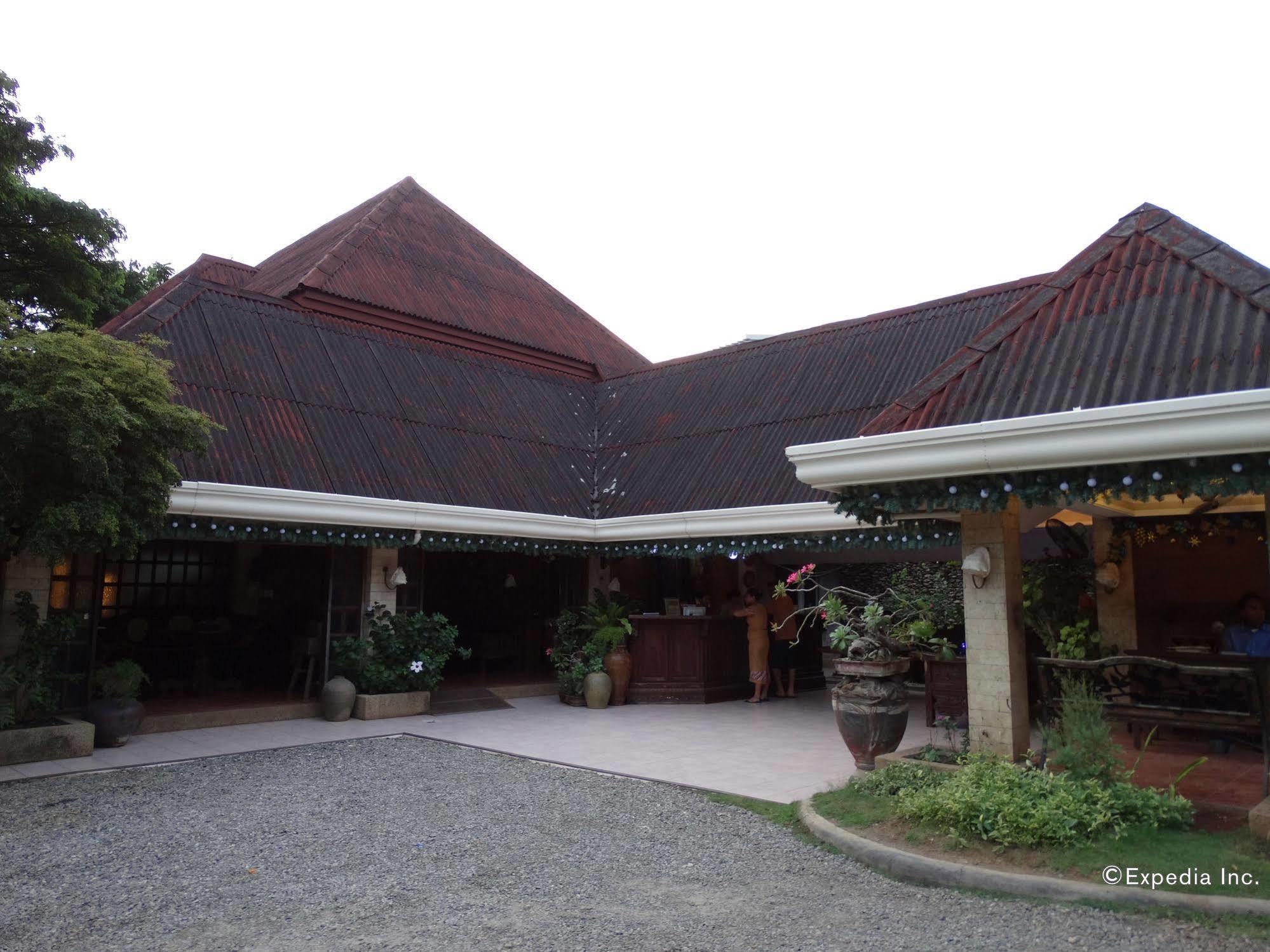 Alona Tropical Beach Resort Panglao Exterior photo